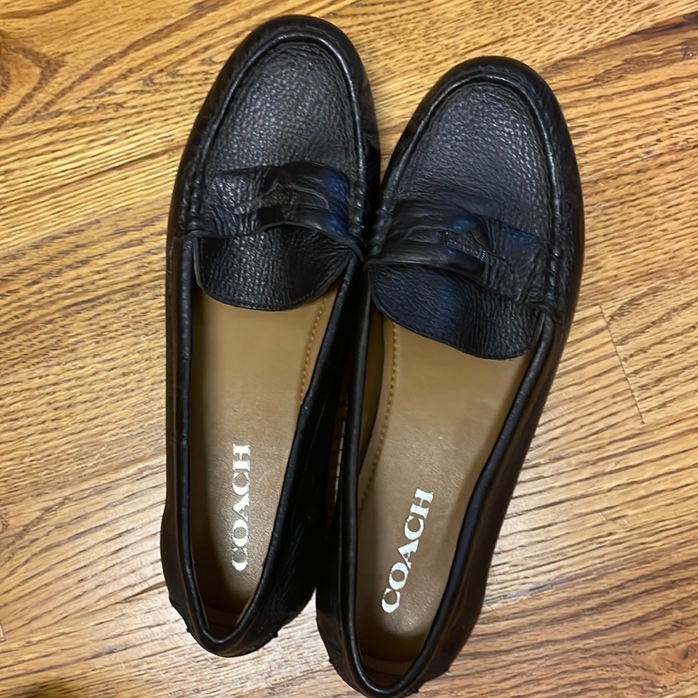 Women’s Black Coach flat shoes size 8.5